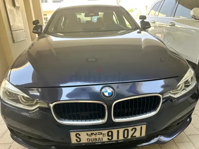 2017 BMW 3 Series 318i — صورة 1 من 6
