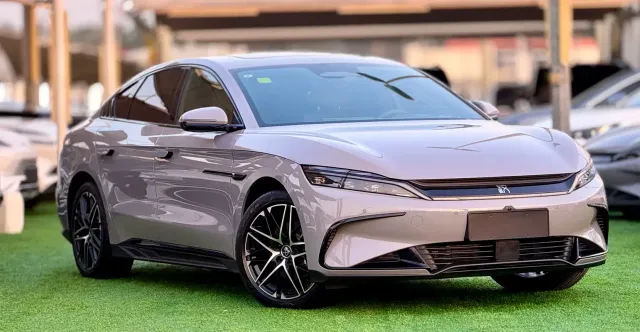 2025 BYD HAN Premium